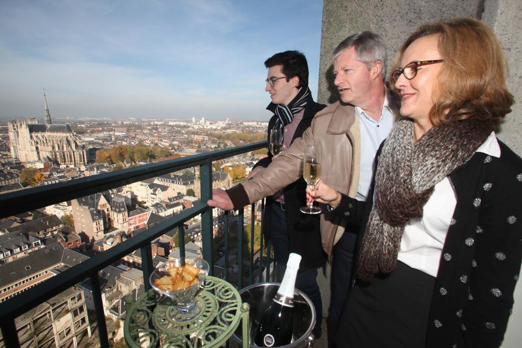 Le 360 Tour Perret 19Eme Panorama 4 Etoiles Apartamento Amiens Exterior foto